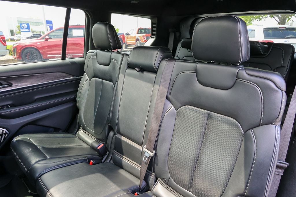 2022 Jeep Grand Cherokee L Overland