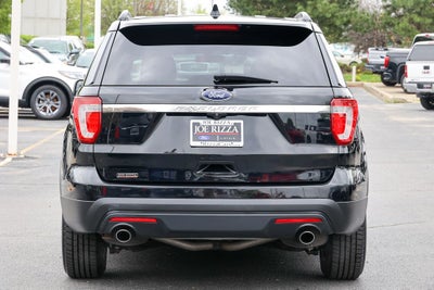 2017 Ford Explorer Base