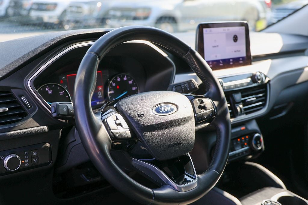 2022 Ford Escape Hybrid SE
