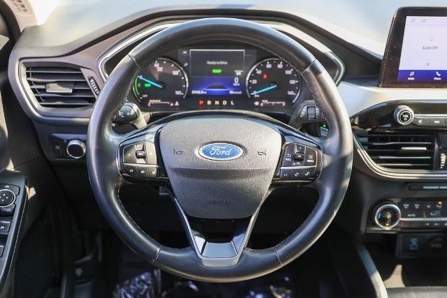 2022 Ford Escape Hybrid SE