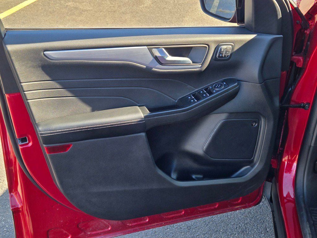 2025 Ford Escape Plug-In Hybrid Base