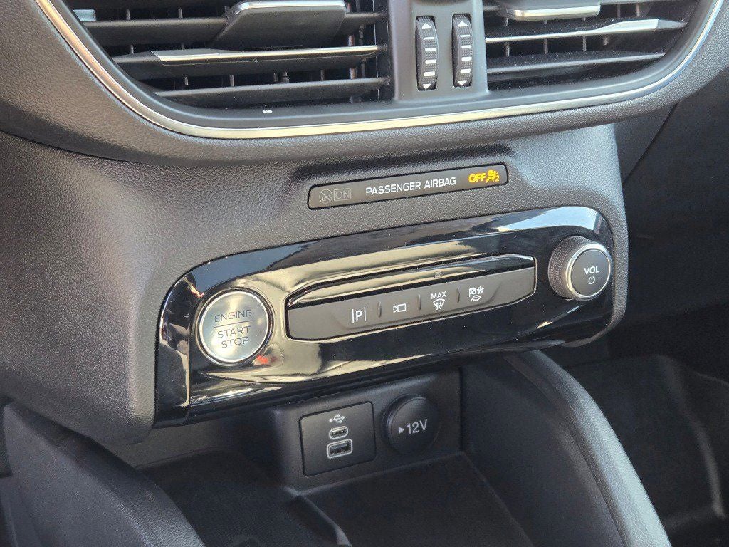 2025 Ford Escape Plug-In Hybrid Base