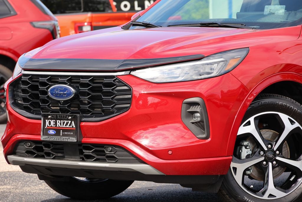 2025 Ford Escape ST-Line Elite