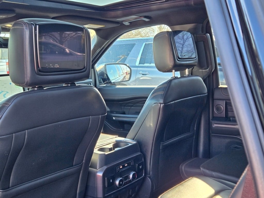 2023 Ford Expedition Platinum