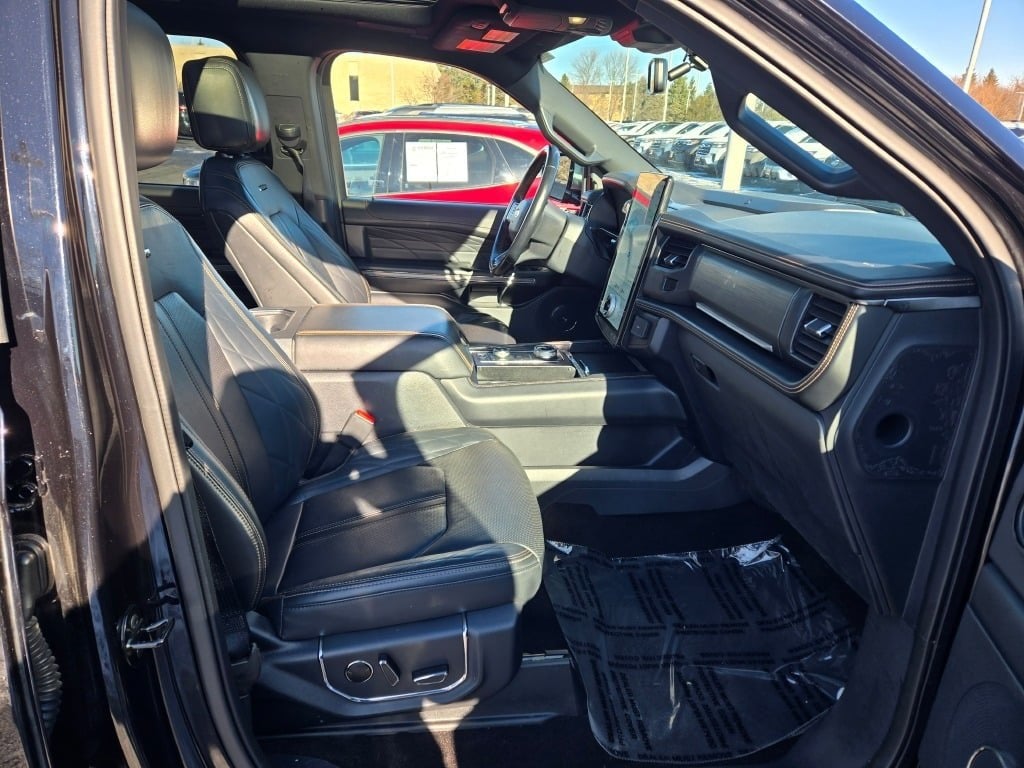 2023 Ford Expedition Platinum