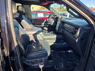 2023 Ford Expedition Platinum