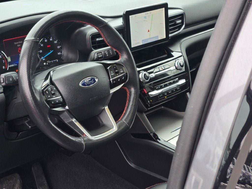 2023 Ford Explorer ST-Line