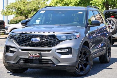 2022 Ford Explorer ST-Line