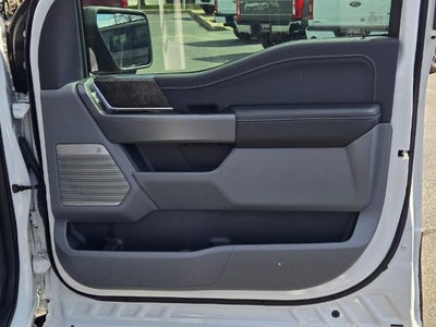 2024 Ford F-150 Lightning Flash