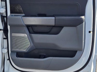 2024 Ford F-150 Lightning Flash