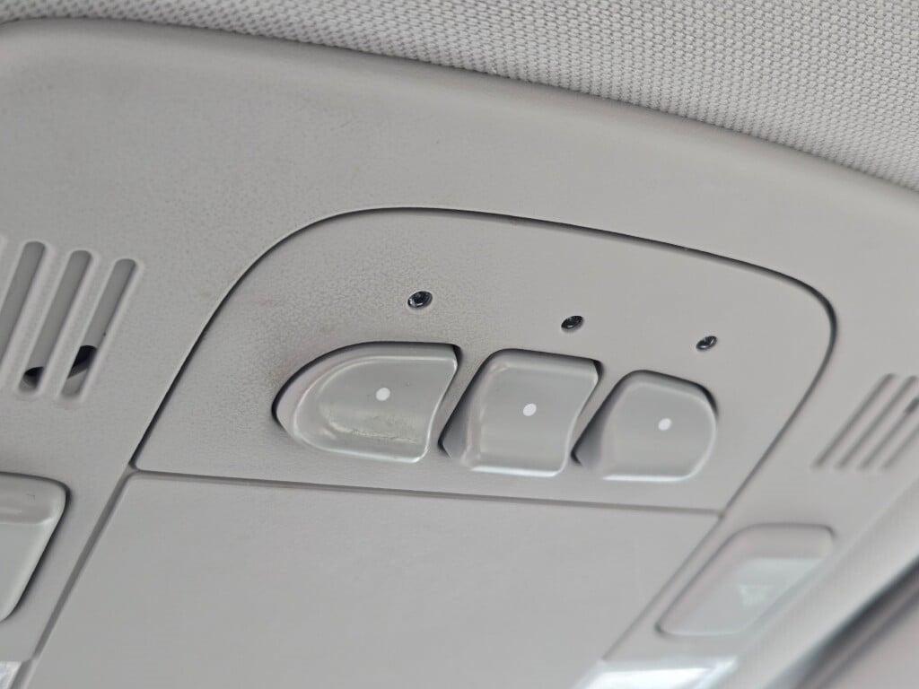 2009 Cadillac DTS Base