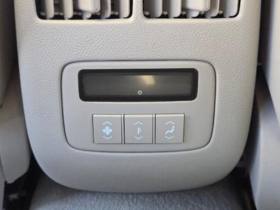 2009 Cadillac DTS Base