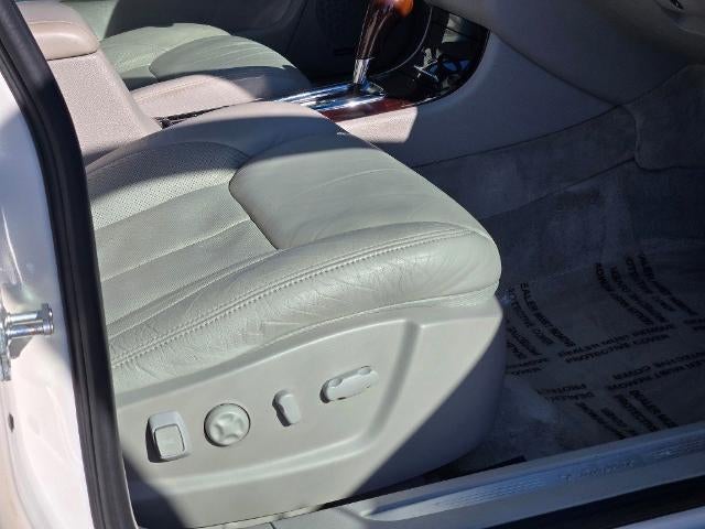 2009 Cadillac DTS Base