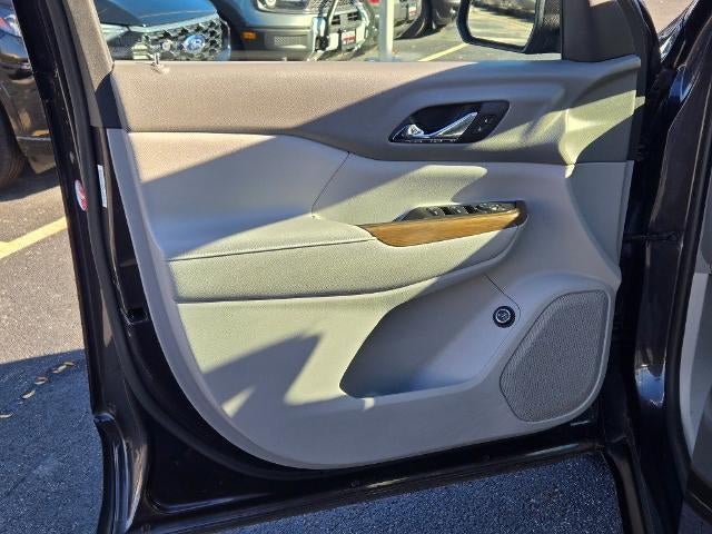 2017 GMC Acadia SLE-2