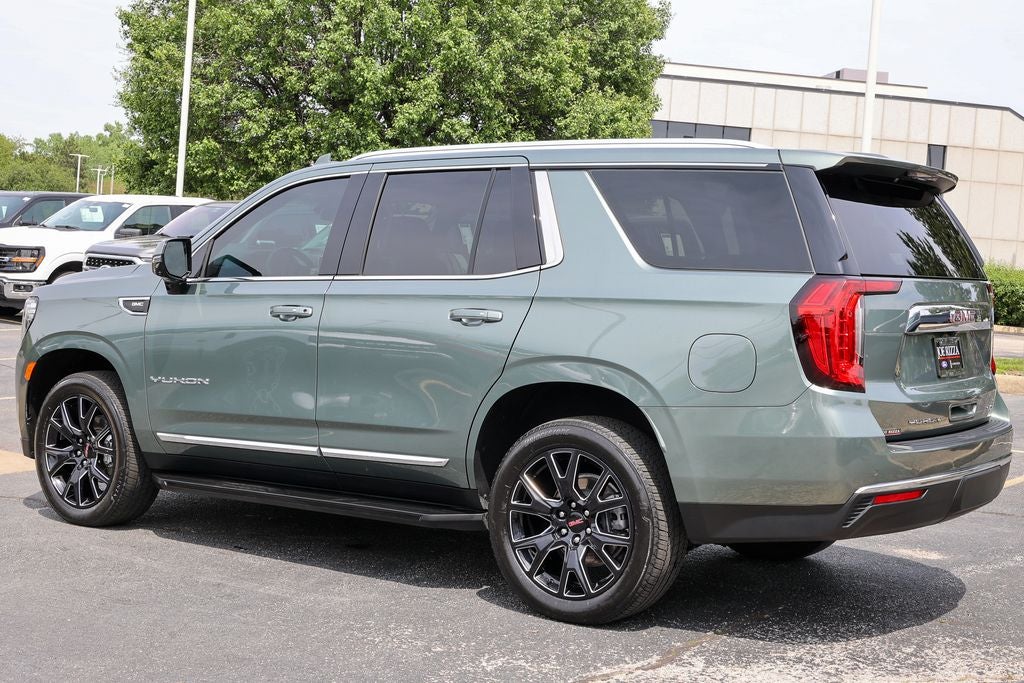 2024 GMC Yukon SLT
