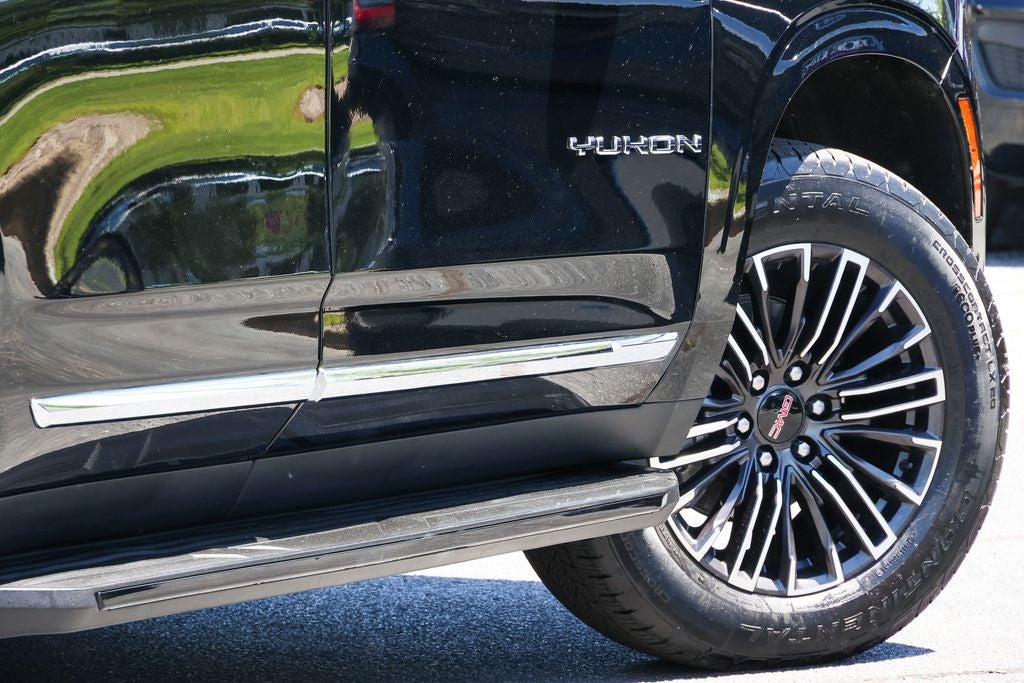 2025 GMC Yukon Elevation