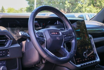 2025 GMC Yukon Elevation