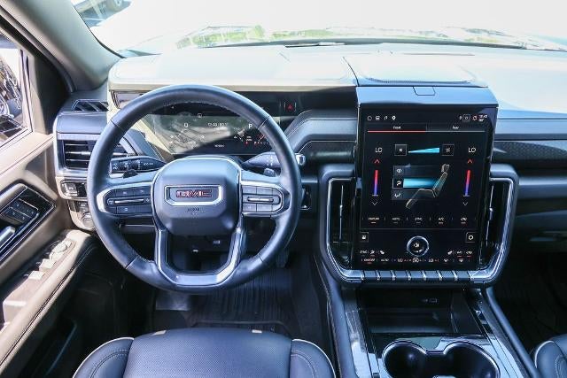 2025 GMC Yukon Elevation