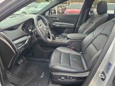 2021 Cadillac XT4 Premium Luxury