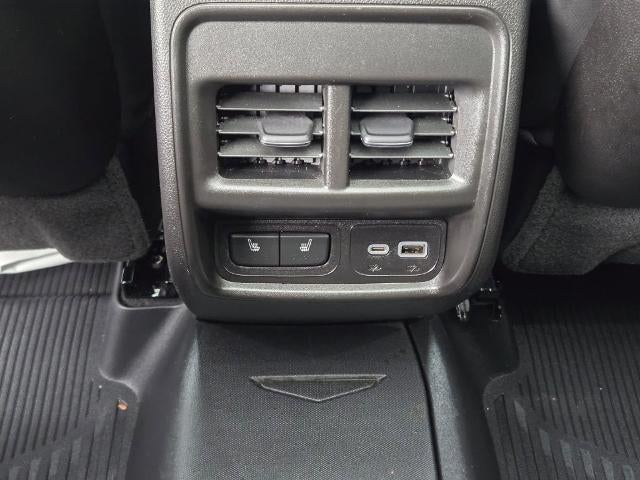 2021 Cadillac XT4 Premium Luxury