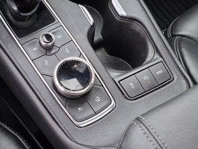 2021 Cadillac XT4 Premium Luxury