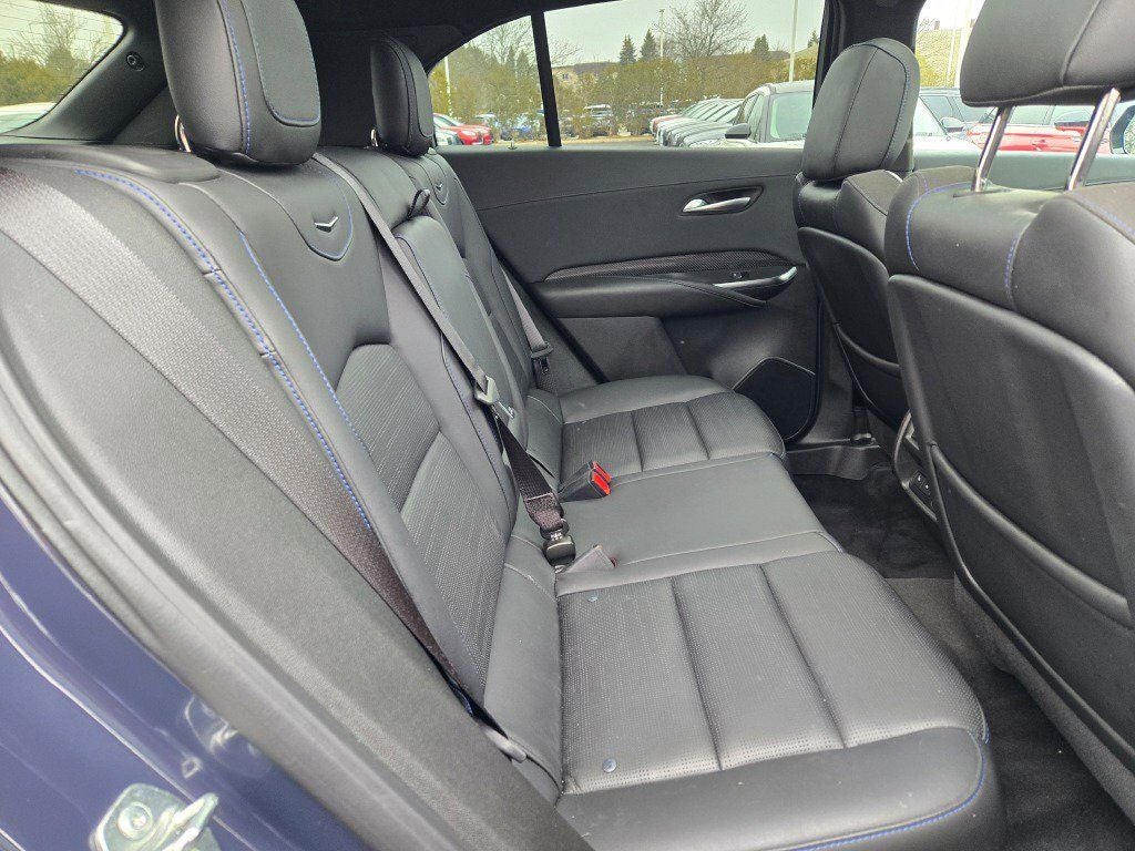 2024 Cadillac XT4 Sport