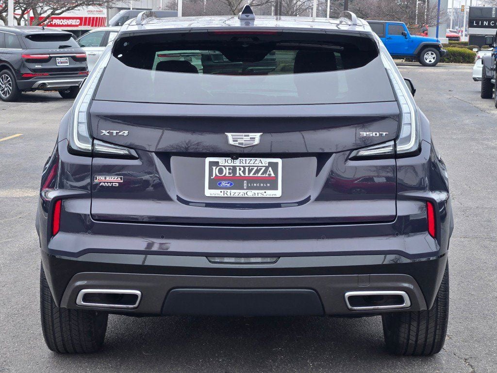 2024 Cadillac XT4 Sport