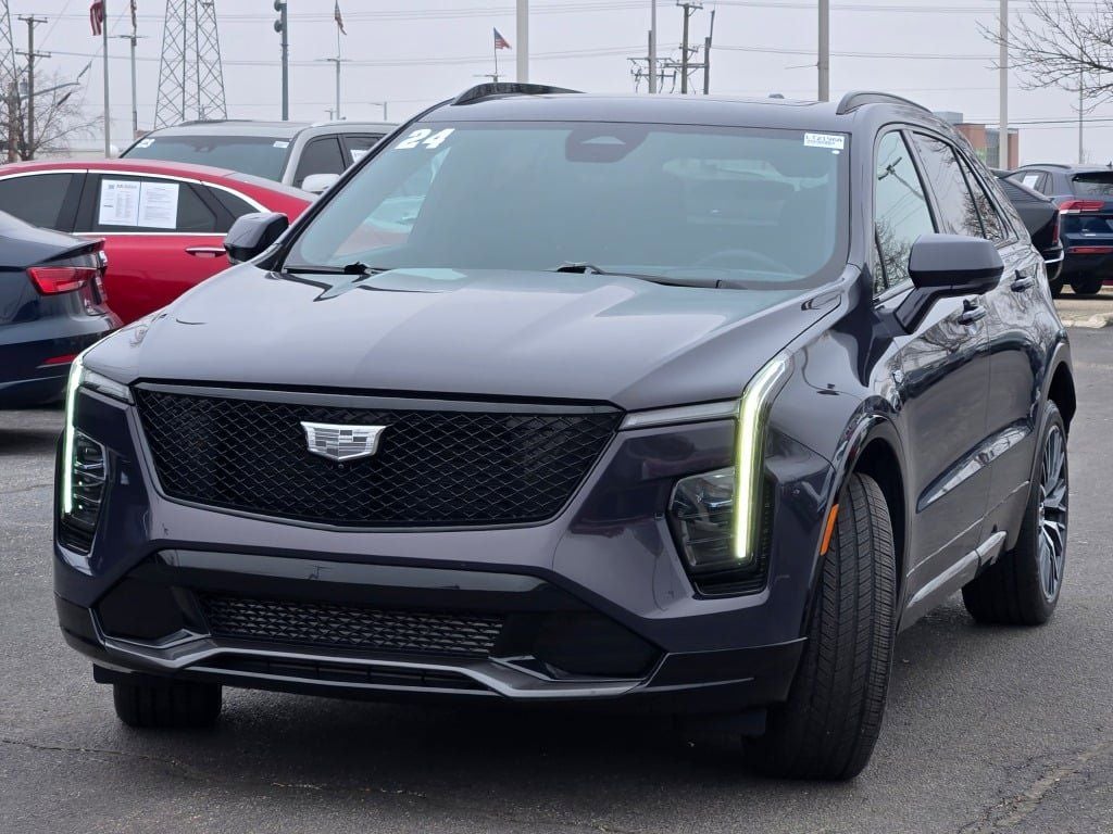 2024 Cadillac XT4 Sport