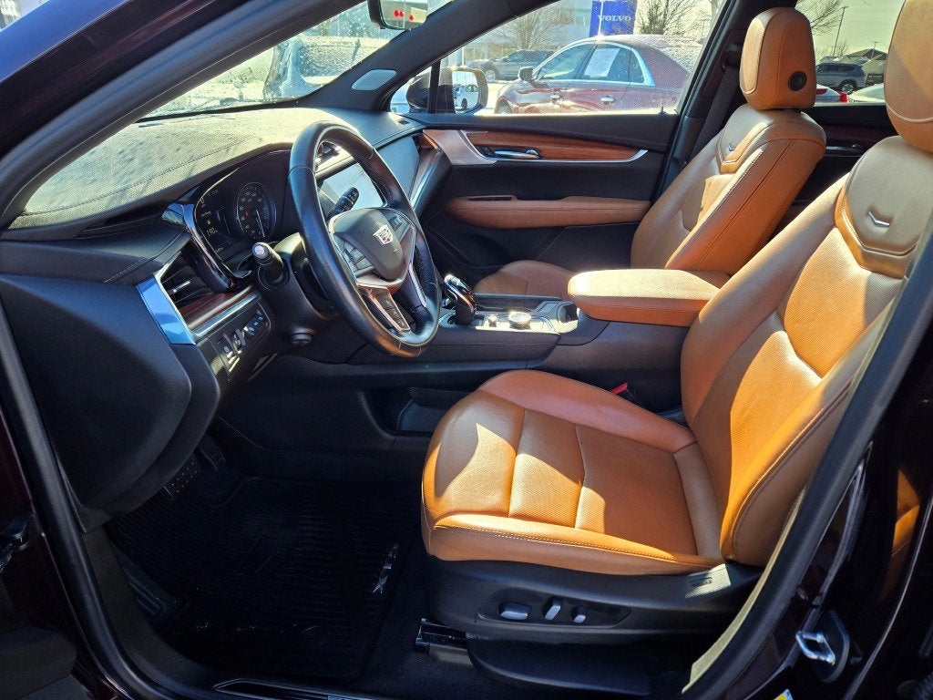 2021 Cadillac XT5 Premium Luxury