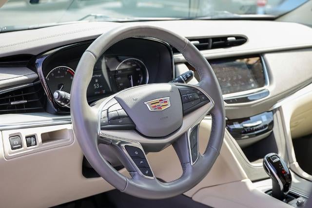 2021 Cadillac XT5 Premium Luxury