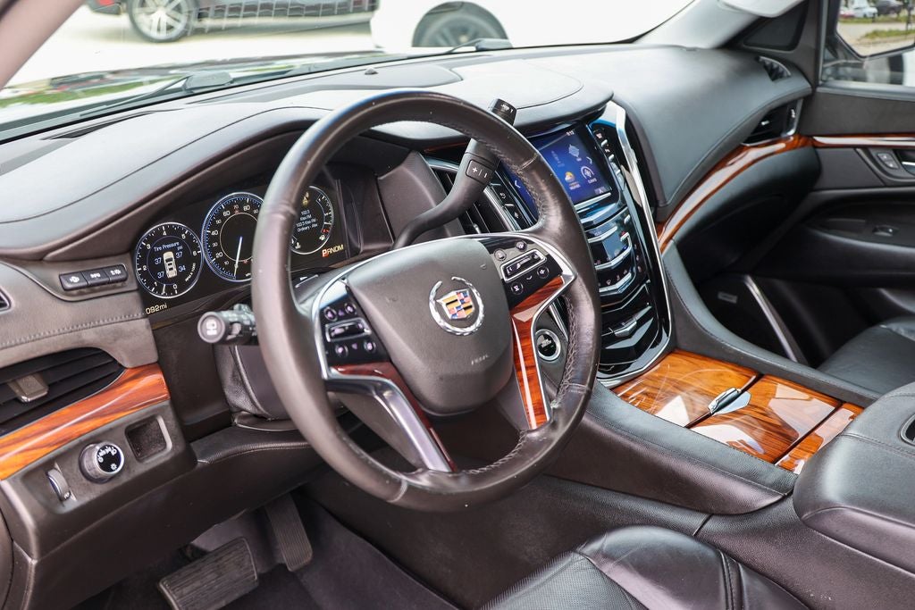 2015 Cadillac Escalade Luxury