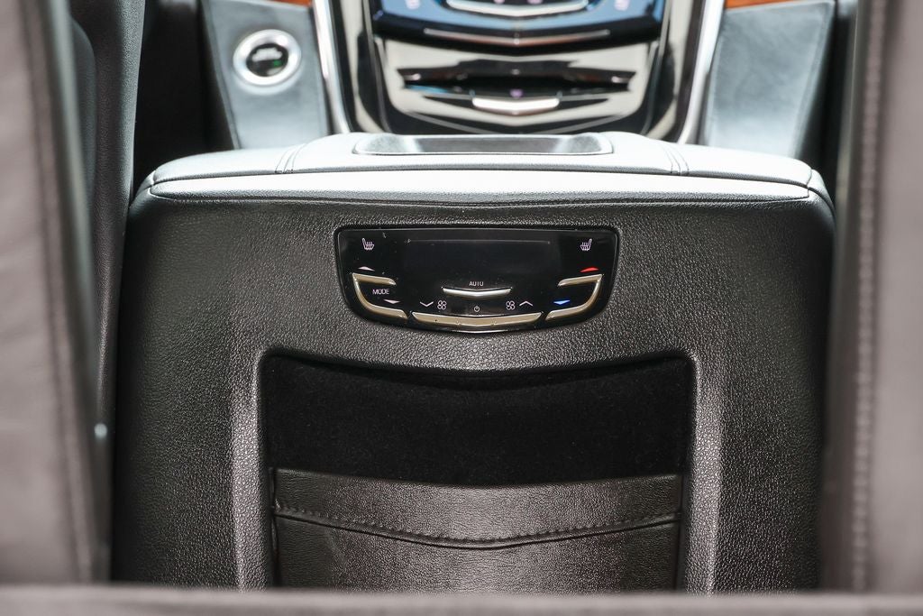 2015 Cadillac Escalade Luxury