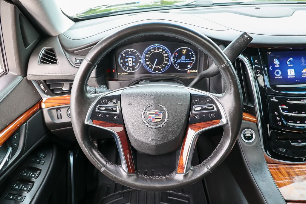 2015 Cadillac Escalade Luxury