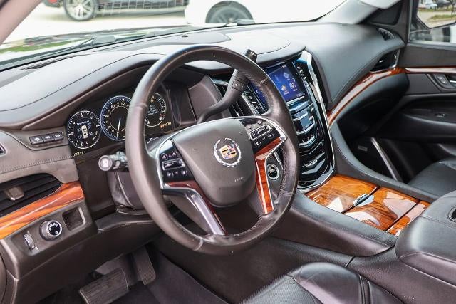 2015 Cadillac Escalade Luxury