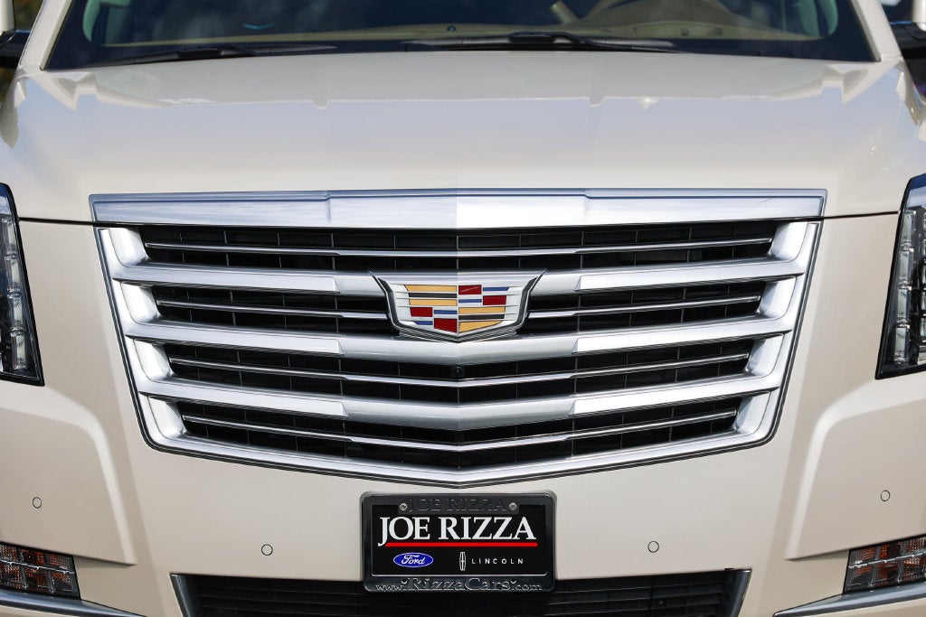 2015 Cadillac Escalade Platinum Edition