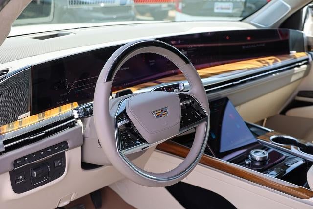 2025 Cadillac Escalade Premium Luxury Platinum