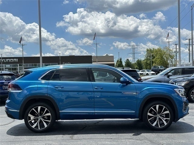 2024 Volkswagen Atlas Cross Sport 2.0T SEL Premium R-Line