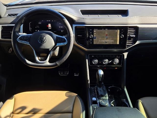 2023 Volkswagen Atlas Cross Sport 2.0T SEL R-Line