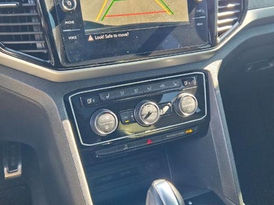 2023 Volkswagen Atlas Cross Sport 2.0T SEL R-Line