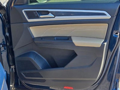 2023 Volkswagen Atlas Cross Sport 2.0T SEL R-Line