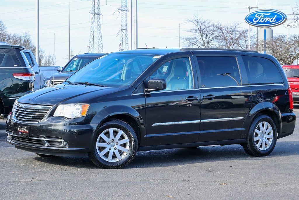 2014 Chrysler Town & Country Touring