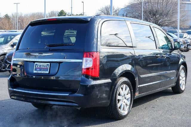 2014 Chrysler Town & Country Touring