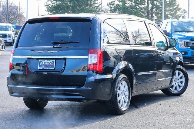 2014 Chrysler Town & Country Touring