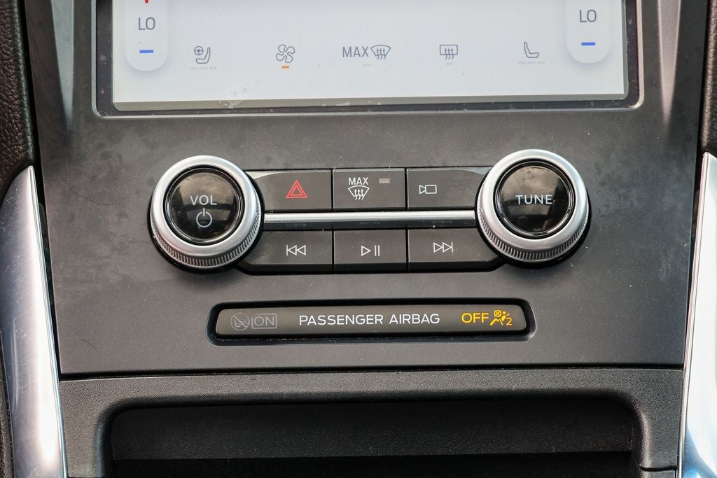2021 Ford Edge Titanium