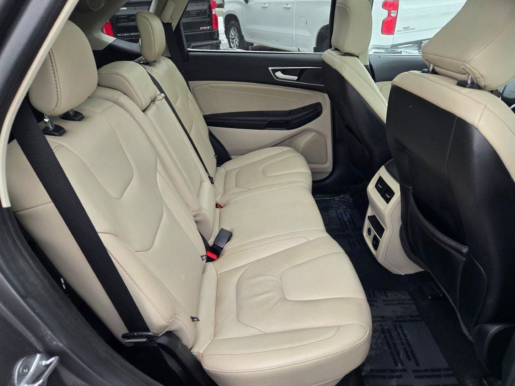 2021 Ford Edge Titanium