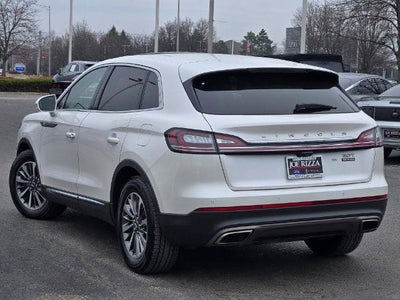 2019 Lincoln Nautilus Select