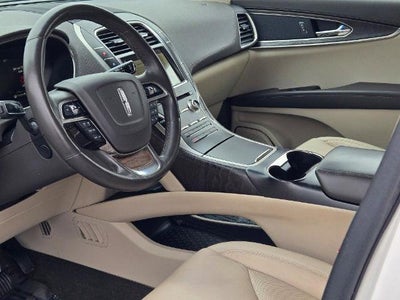 2019 Lincoln Nautilus Select