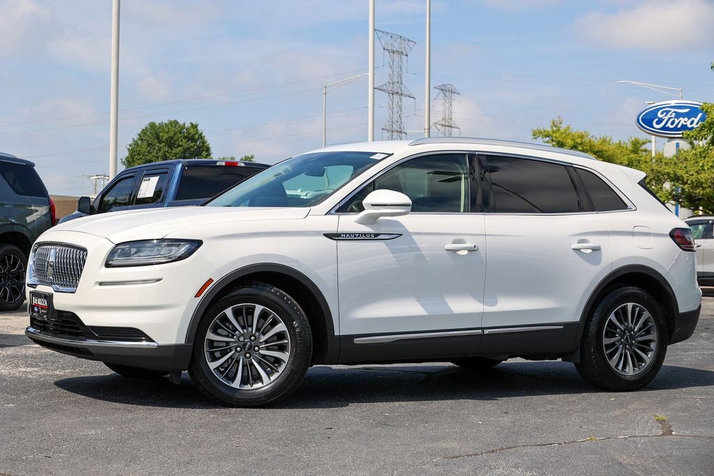 2023 Lincoln Nautilus Standard