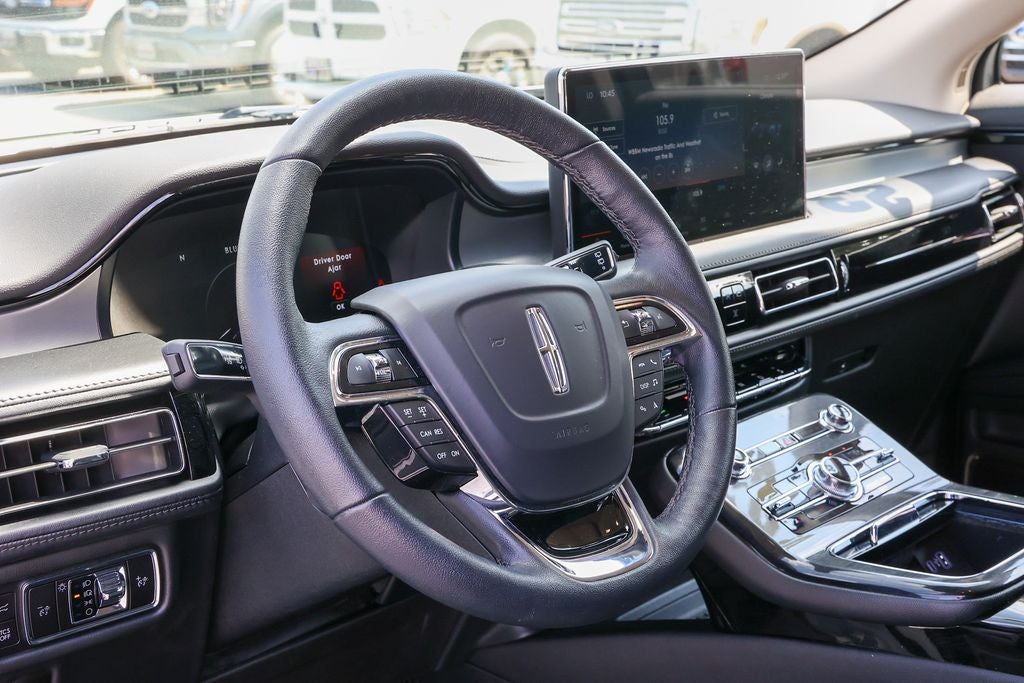 2023 Lincoln Nautilus Standard