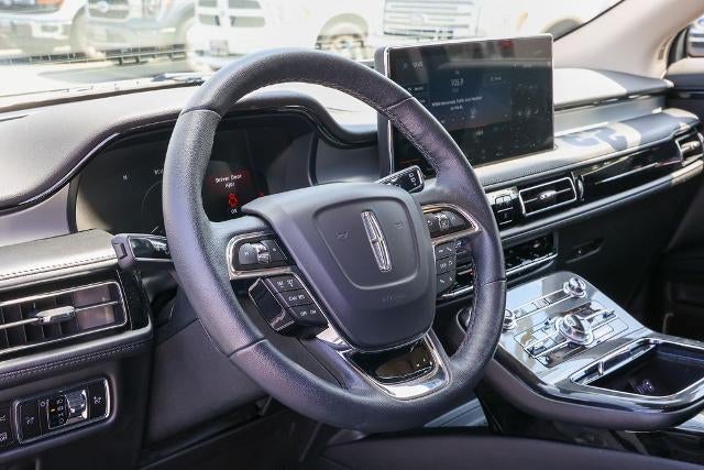 2023 Lincoln Nautilus Standard